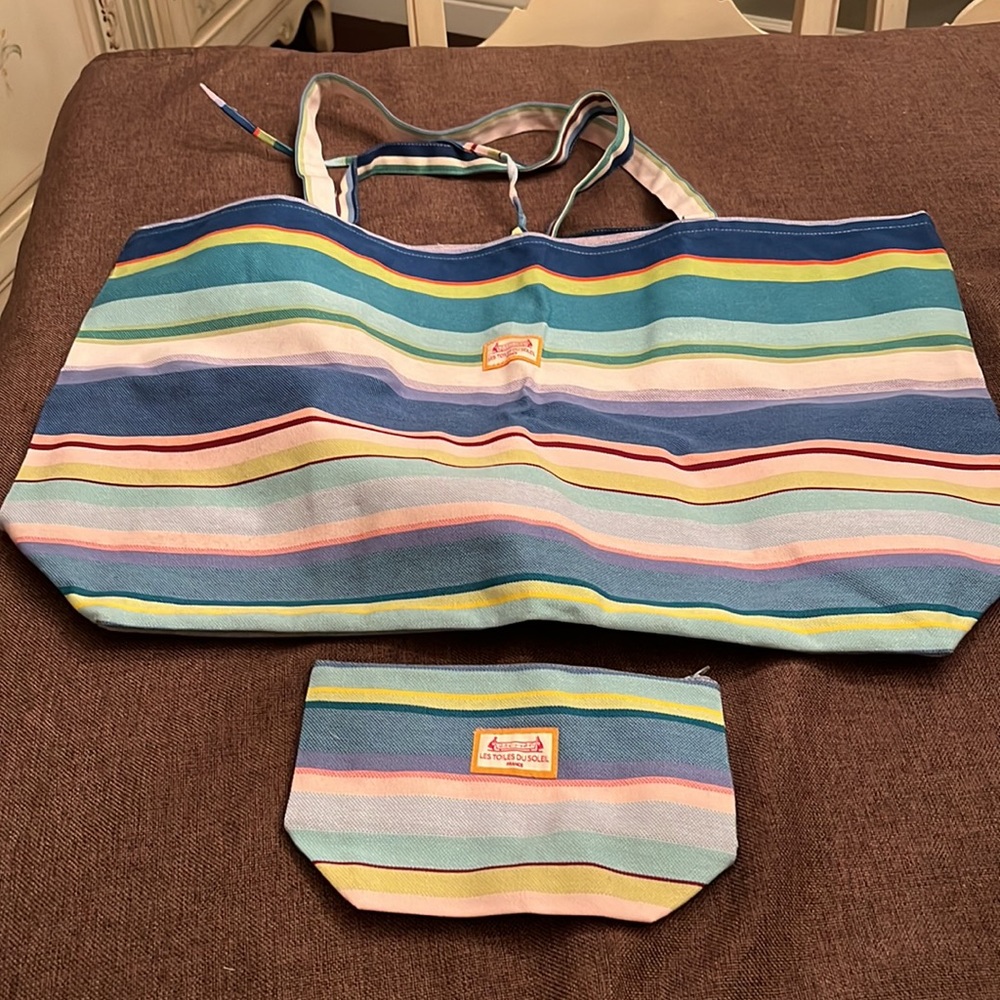 Canvas beach tote new without tag with cosmetic bag
